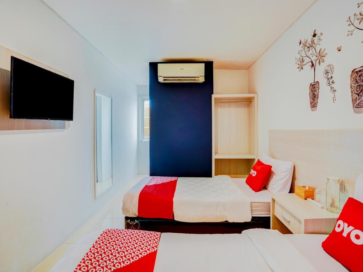 Lg Hotel Jember Ngoại thất bức ảnh